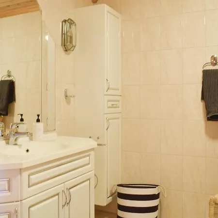 Holiday home Awesome Home In Hervik With House Sea View *